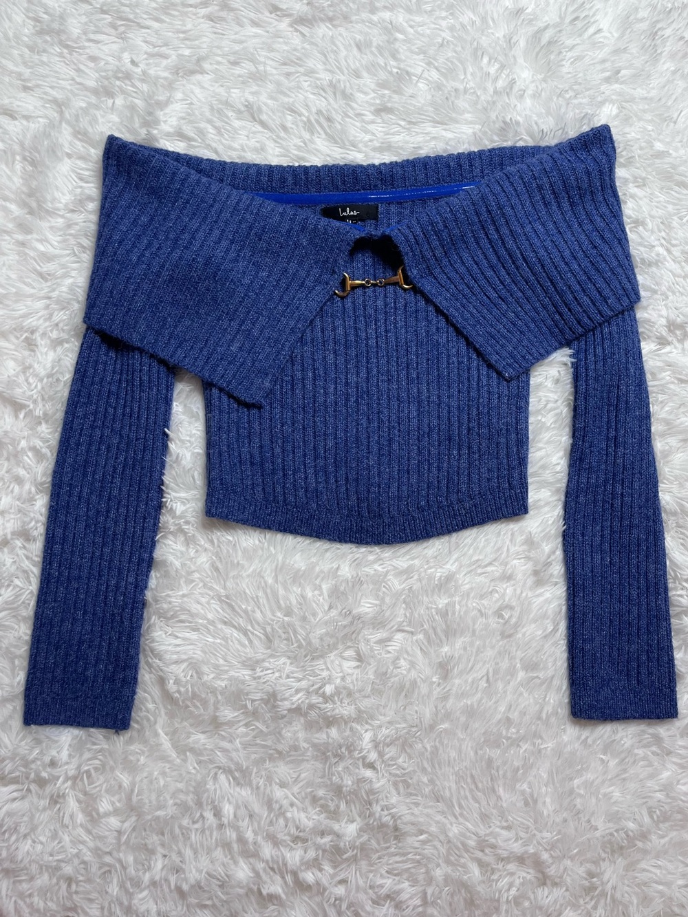 Lulus Blue Off-Shoulder Thick Ribbed Sweater with Gold Hardware